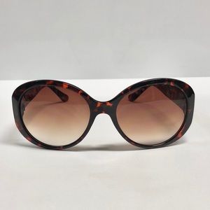 Designer Michelle Stuart  Animal print Sunglass